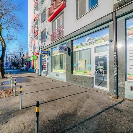 White Apartment, Kraskova 2, 아파트 *