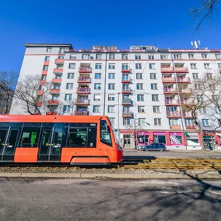 Apartmán White Apartment, Kraskova 2, Bratislava
